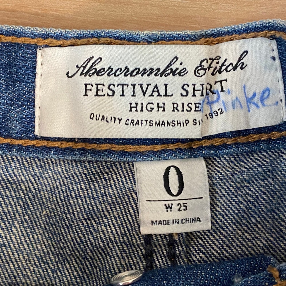 Abercrombie & Fitch Festival Denim Shorts High Rise Distressed Frayed Hem Sz 0 - Picture 4 of 8